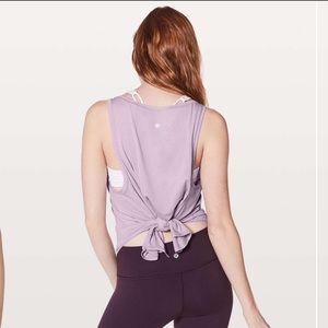 BRAND NEW LULULEMON WATCH ME FLIP TANK